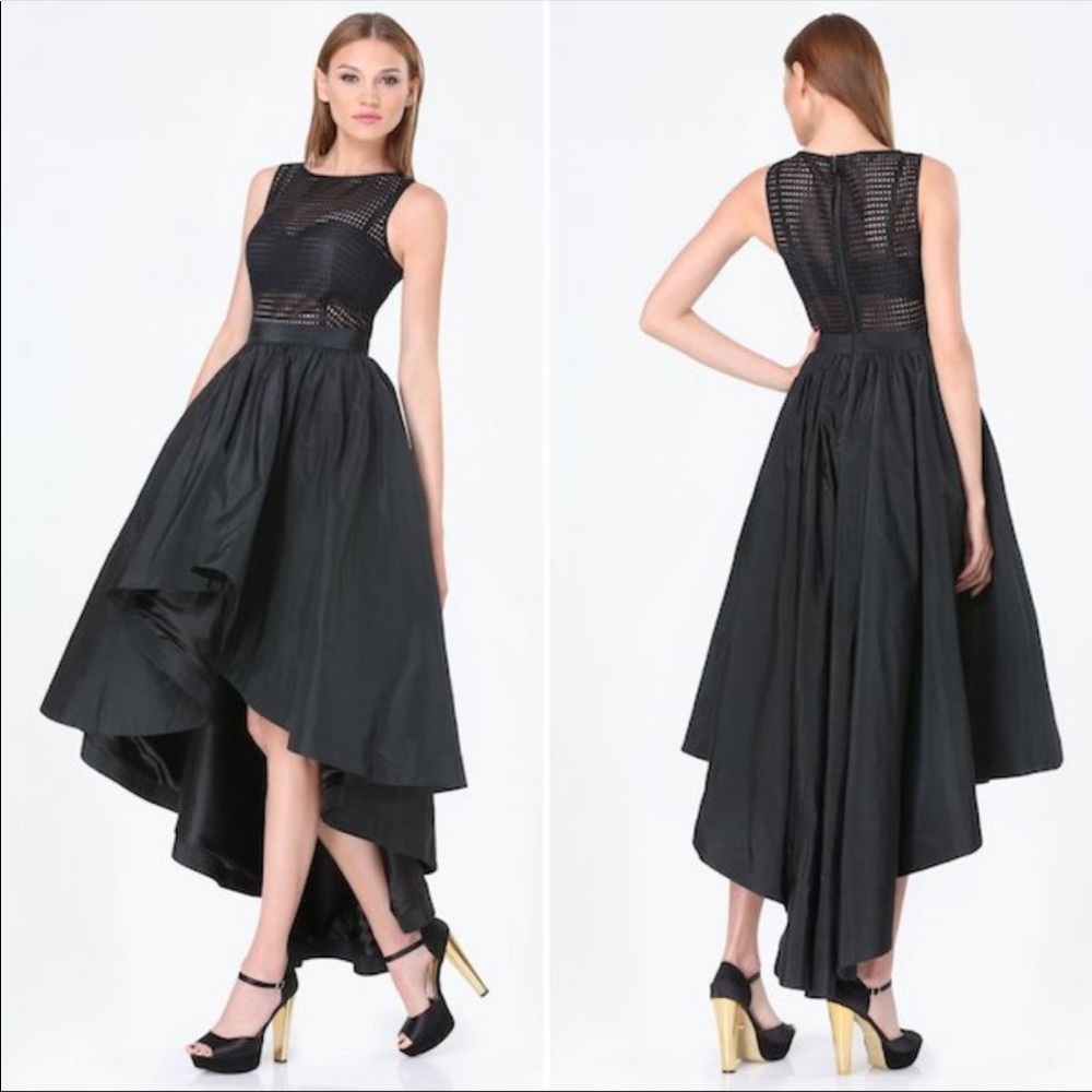 NWT Bebe Nelly Square Mesh Hi-Lo Dress in size 2